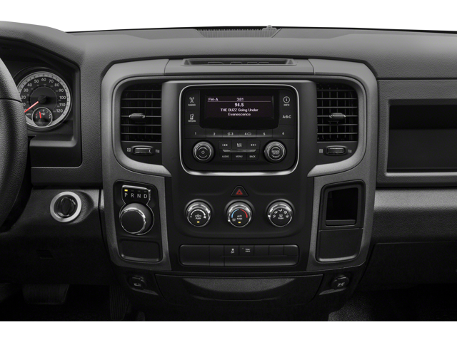 2018 RAM 1500 Express Crew Cab 4x4 5'7' Box