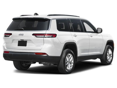 2027 Jeep Grand Cherokee Laredo