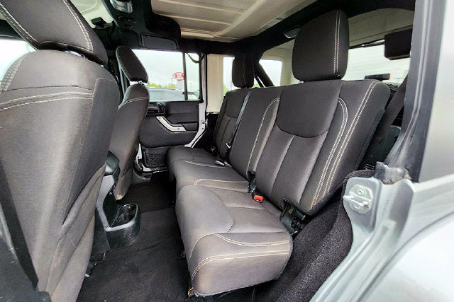 2016 Jeep Wrangler Unlimited Unlimited Sahara