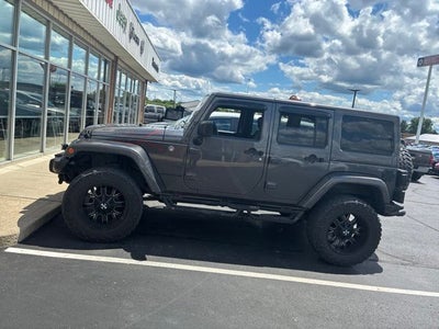 2016 Jeep Wrangler Unlimited Sahara