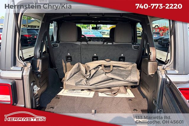2022 Jeep Wrangler Unlimited Willys 4x4