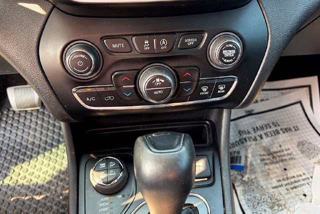 2019 Jeep Cherokee Trailhawk