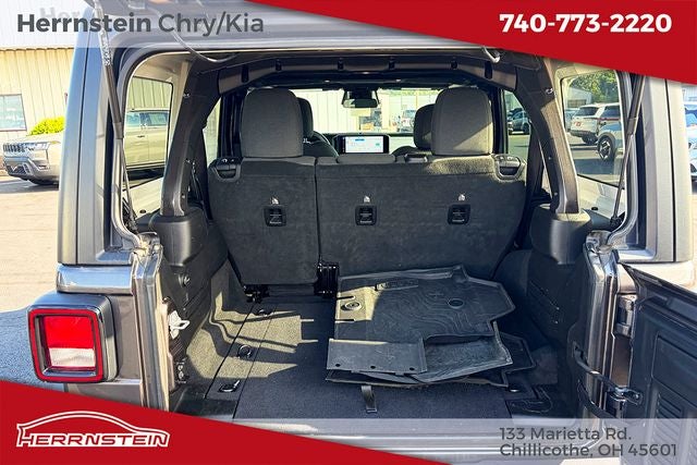2025 Jeep Wrangler 4-Door Willys 4x4