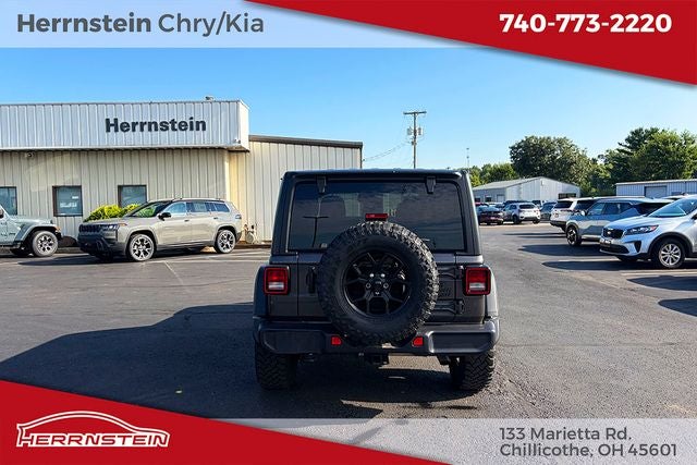 2025 Jeep Wrangler 4-Door Willys 4x4