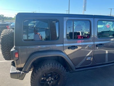 2025 Jeep Wrangler 4-Door Willys 4x4