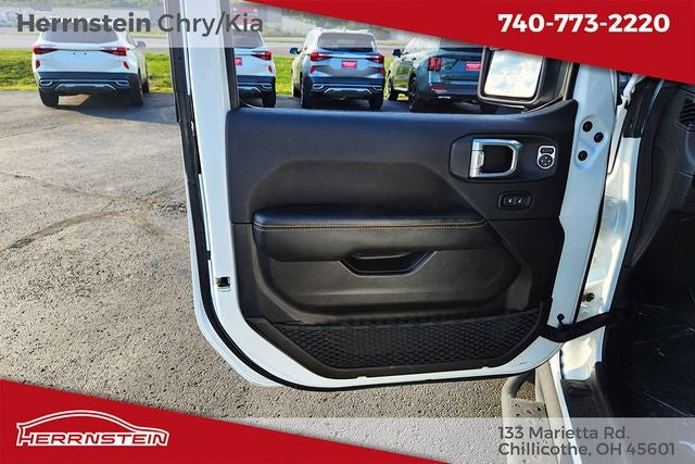 2024 Jeep Wrangler 4-Door Sahara 4x4