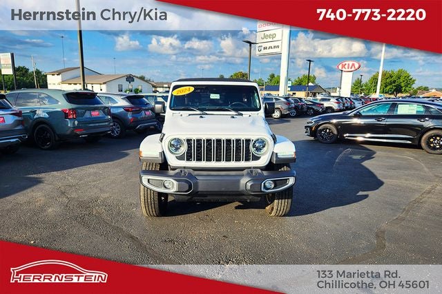 2024 Jeep Wrangler 4-Door Sahara 4x4
