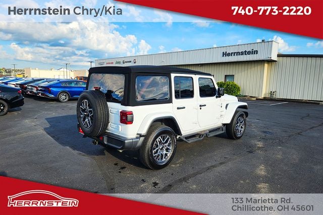2024 Jeep Wrangler 4-Door Sahara 4x4