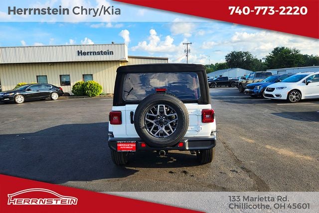 2024 Jeep Wrangler 4-Door Sahara 4x4