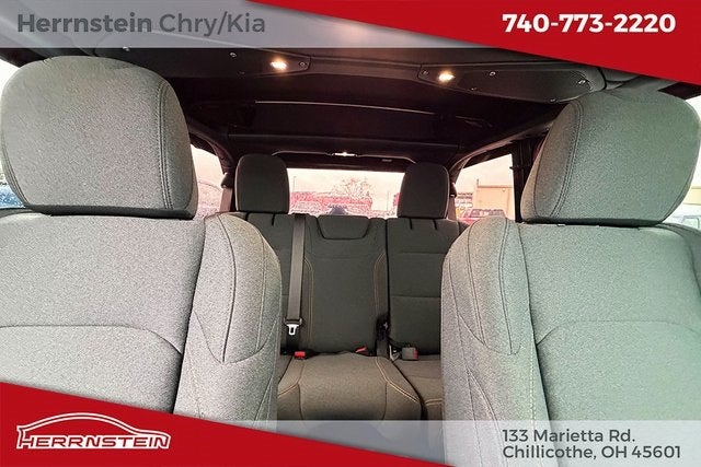 2024 Jeep Wrangler 4-Door Sahara 4x4