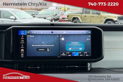 2024 Jeep Wrangler 4-Door Sahara 4x4