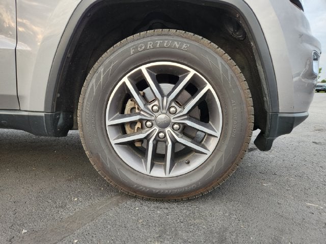 2020 Jeep Grand Cherokee Laredo E