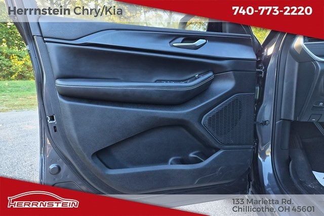 2023 Jeep Grand Cherokee Altitude 4x4