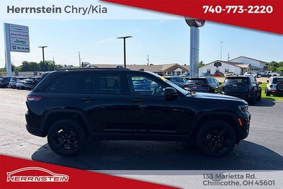 2023 Jeep Grand Cherokee Altitude 4x4