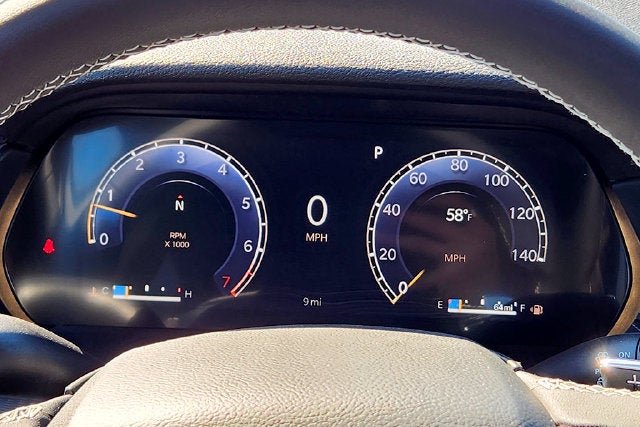 2027 Jeep Grand Cherokee Laredo