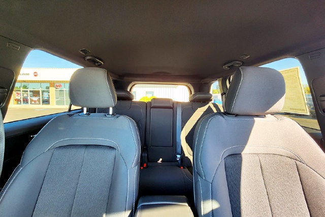 2027 Jeep Grand Cherokee Laredo