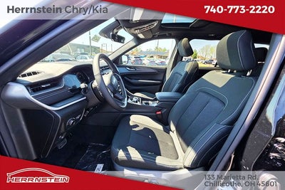 2026 Jeep Grand Cherokee GRAND CHEROKEE LAREDO X 4X4