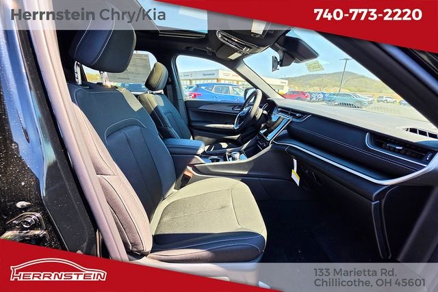 2026 Jeep Grand Cherokee GRAND CHEROKEE LAREDO X 4X4