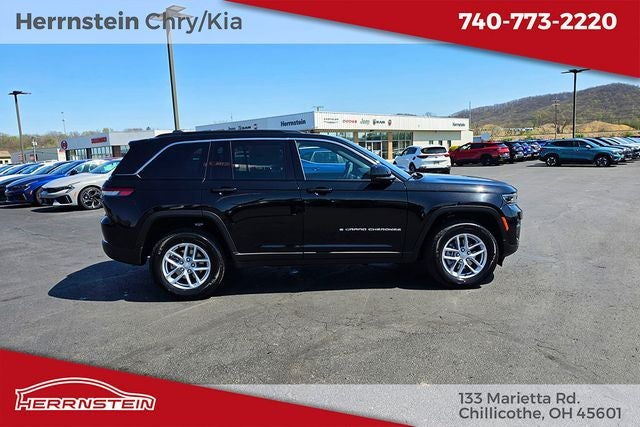 2026 Jeep Grand Cherokee GRAND CHEROKEE LAREDO X 4X4