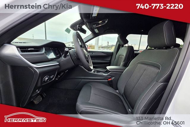 2026 Jeep Grand Cherokee GRAND CHEROKEE LAREDO 4X4