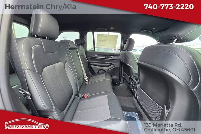 2026 Jeep Grand Cherokee GRAND CHEROKEE LAREDO 4X4