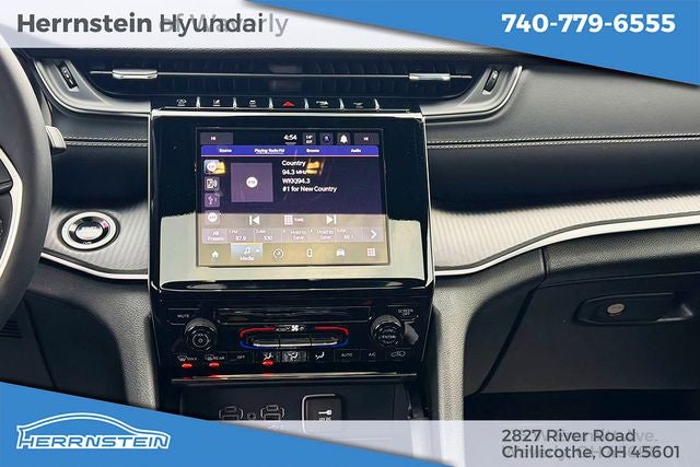 2025 Jeep Grand Cherokee Laredo X 4x4