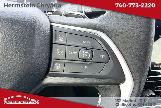 2026 Jeep Grand Cherokee GRAND CHEROKEE LAREDO X 4X4