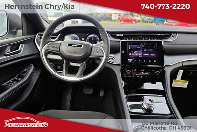 2026 Jeep Grand Cherokee GRAND CHEROKEE LAREDO X 4X4