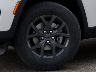 2027 Jeep Grand Cherokee Laredo
