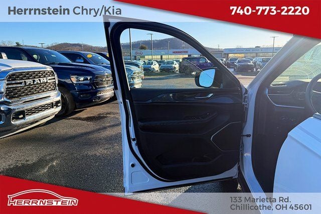 2022 Jeep Grand Cherokee Altitude 4x4