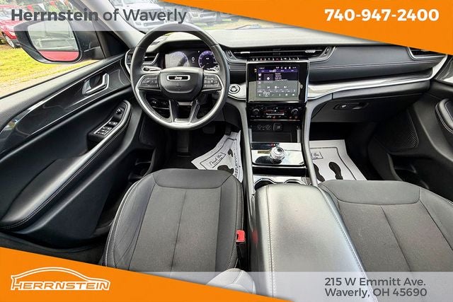 2023 Jeep Grand Cherokee Laredo