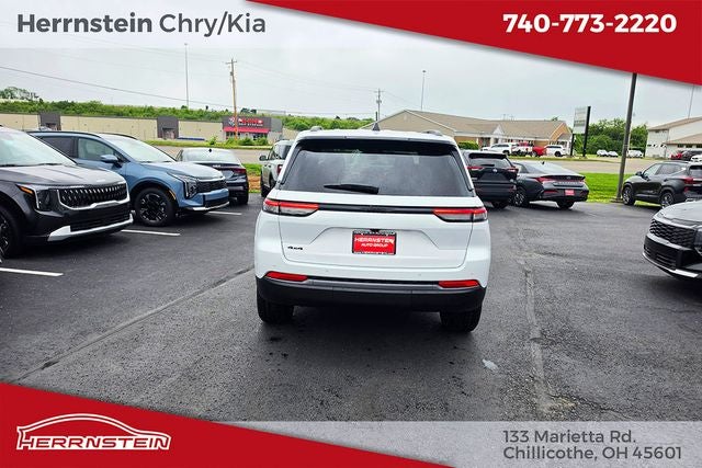 2026 Jeep Grand Cherokee GRAND CHEROKEE LAREDO ALTITUDE 4X4