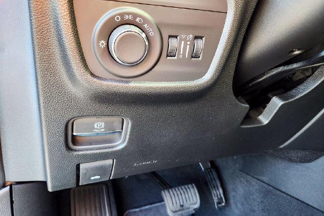 2026 Jeep Grand Cherokee Altitude
