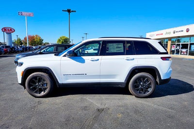2026 Jeep Grand Cherokee Altitude