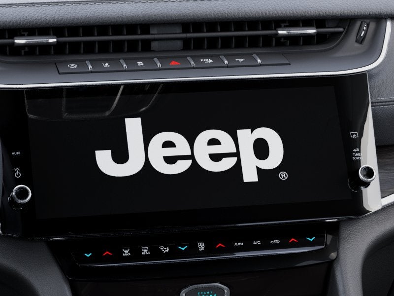 2027 Jeep Grand Cherokee Base