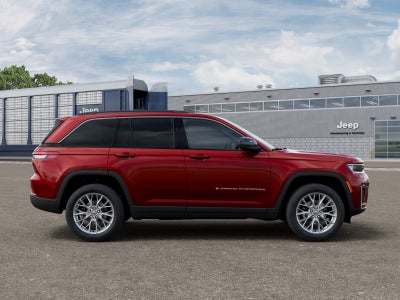 2027 Jeep Grand Cherokee Base