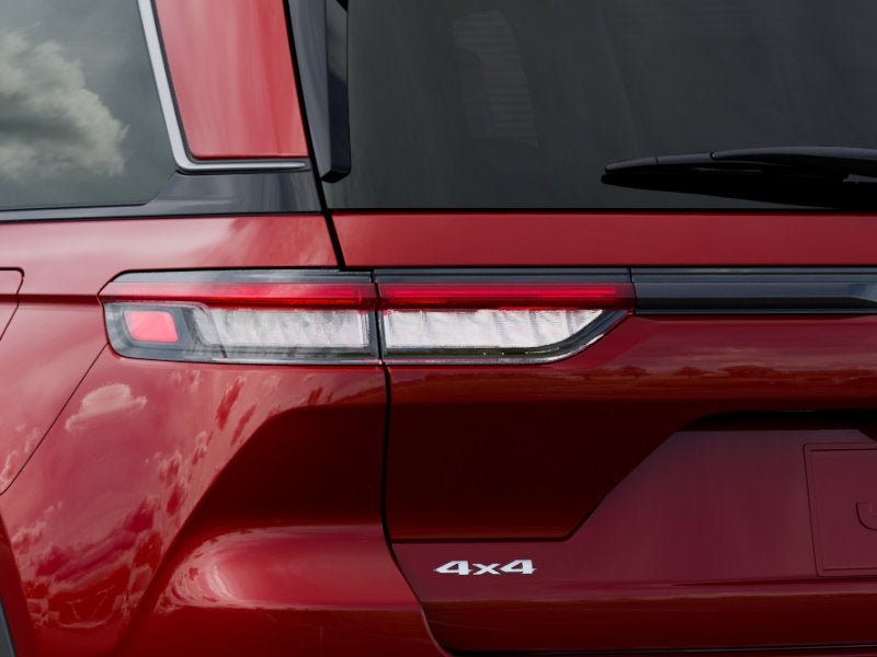 2027 Jeep Grand Cherokee Base