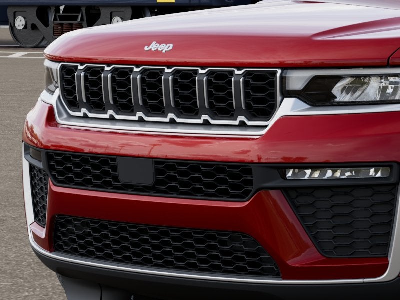 2027 Jeep Grand Cherokee Base