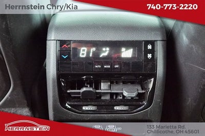 2023 Jeep Grand Cherokee L Laredo 4x4