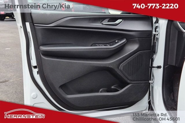 2023 Jeep Grand Cherokee L Laredo 4x4