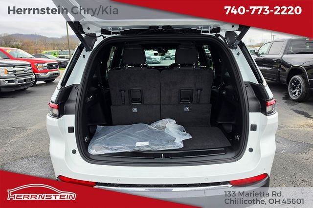 2026 Jeep Grand Cherokee GRAND CHEROKEE L LAREDO X 4X4