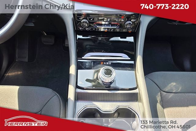 2026 Jeep Grand Cherokee GRAND CHEROKEE L LAREDO X 4X4