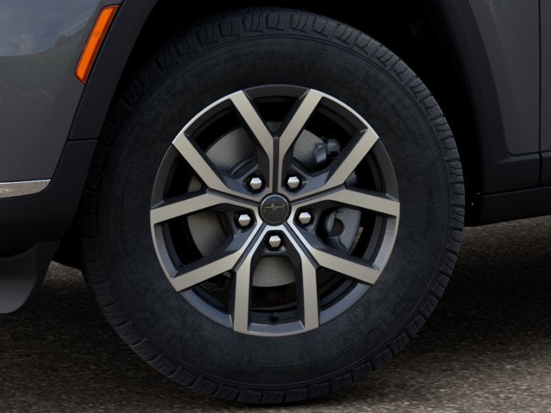 2027 Jeep Grand Cherokee Laredo