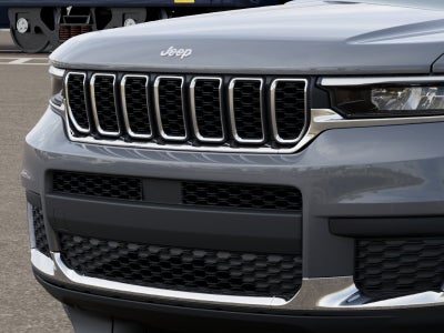2027 Jeep Grand Cherokee Laredo