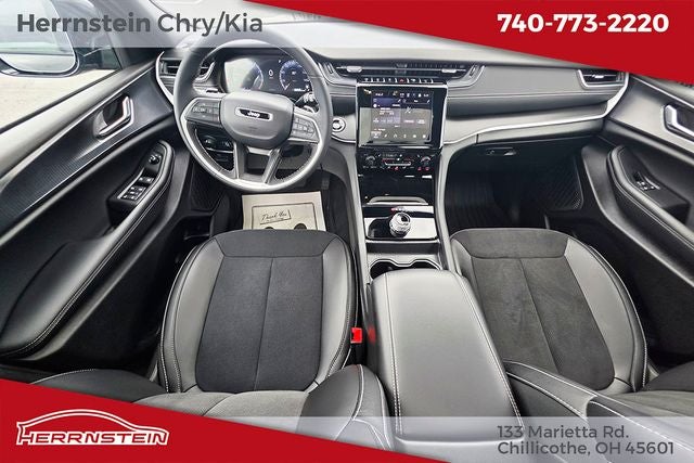2025 Jeep Grand Cherokee L Altitude X 4x4