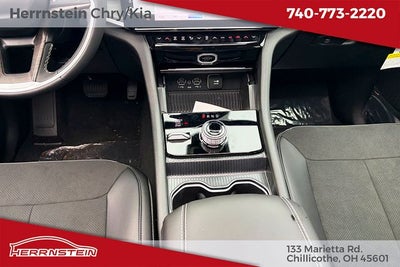 2026 Jeep Grand Cherokee GRAND CHEROKEE L LAREDO ALTITUDE 4X4