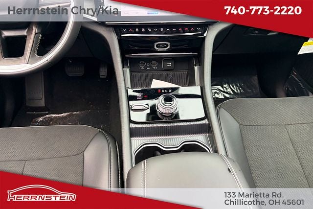 2026 Jeep Grand Cherokee GRAND CHEROKEE L LAREDO ALTITUDE 4X4