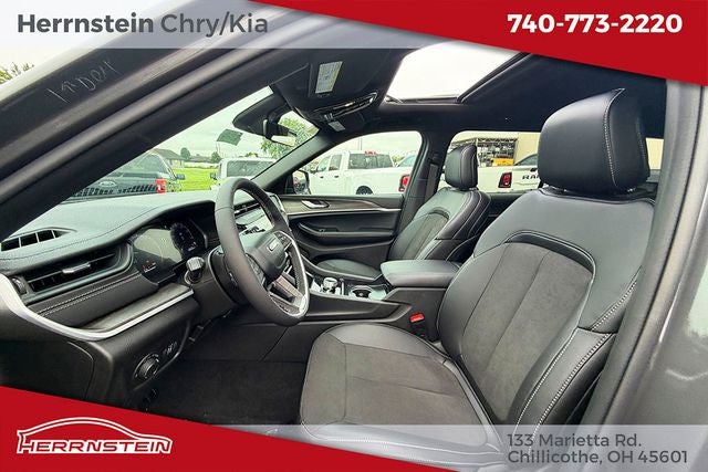 2026 Jeep Grand Cherokee GRAND CHEROKEE L LAREDO ALTITUDE 4X4