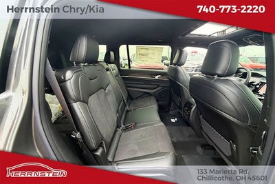 2026 Jeep Grand Cherokee GRAND CHEROKEE L LAREDO ALTITUDE 4X4