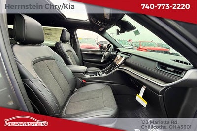 2026 Jeep Grand Cherokee GRAND CHEROKEE L LAREDO ALTITUDE 4X4